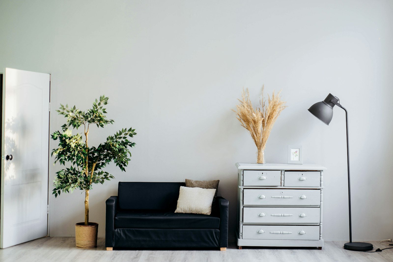 ستائر فاخرة لغرف المعيشة والنوافذ